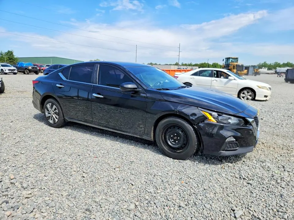 2022 NISSAN ALTIMA S  