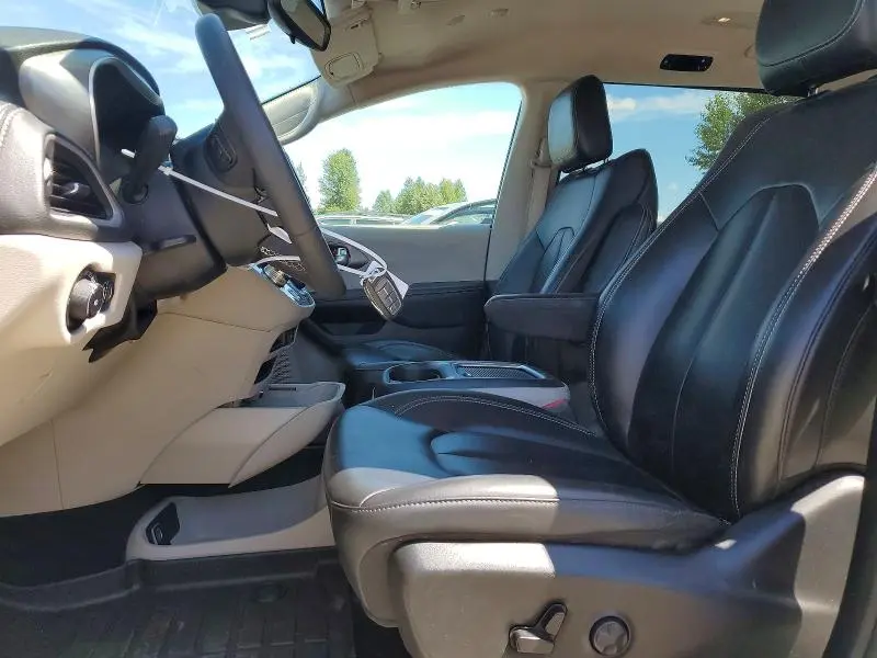 2023 CHRYSLER PACIFICA HYBRID TOURING L  