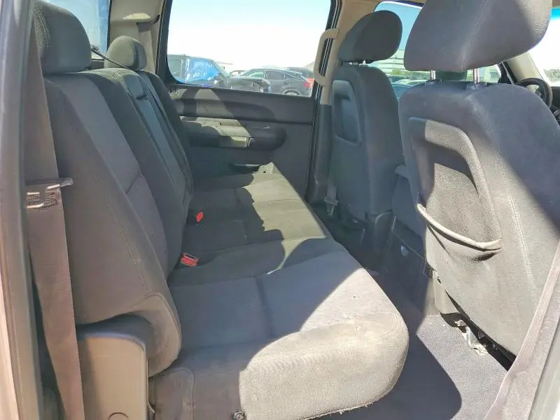 2011 CHEVROLET SILVERADO K1500 LT  