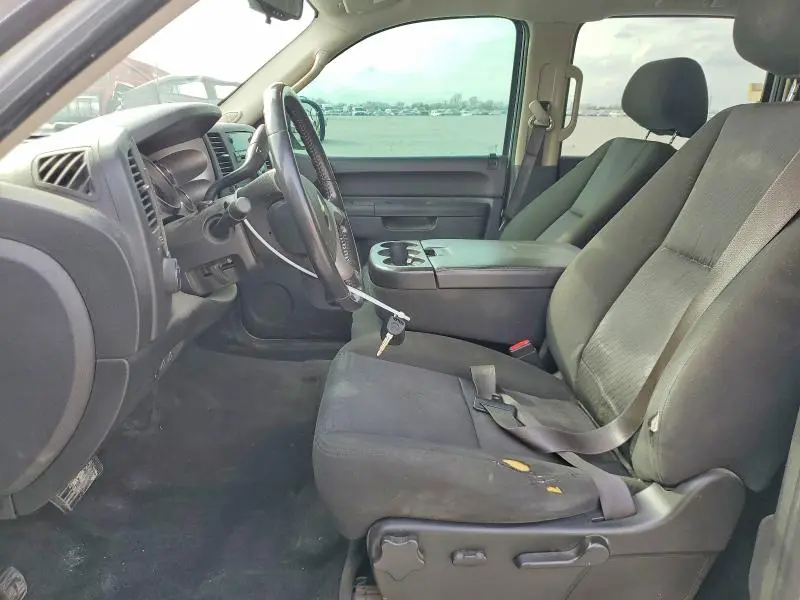 2011 CHEVROLET SILVERADO K1500 LT  