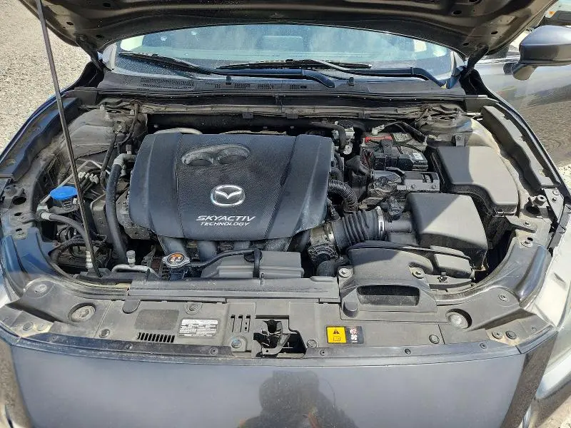 2018 MAZDA 3 TOURING  