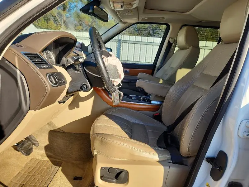 2011 LAND ROVER RANGE ROVER SPORT LUX  