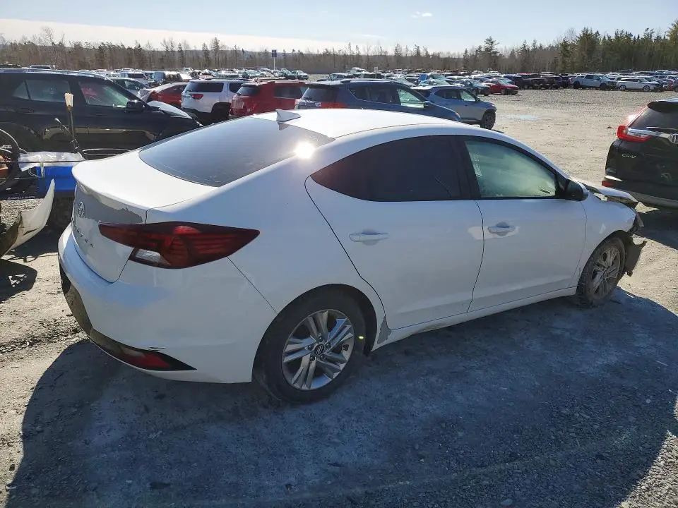 2019 HYUNDAI ELANTRA SE  