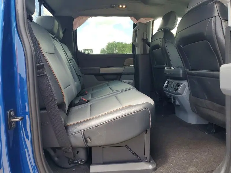 2025 FORD F150 LARIAT  