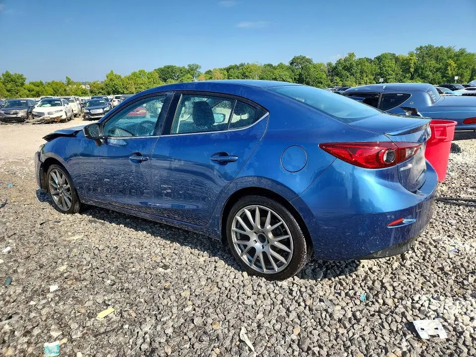 2018 MAZDA 3 TOURING  