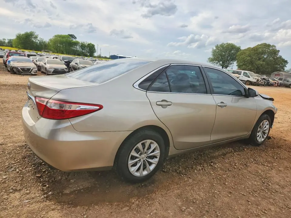 2017 TOYOTA CAMRY LE  