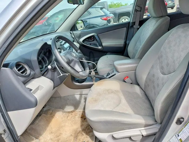 2010 TOYOTA RAV4 BASE  