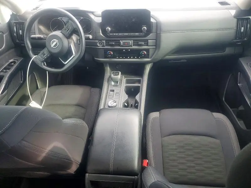 2024 NISSAN PATHFINDER S  