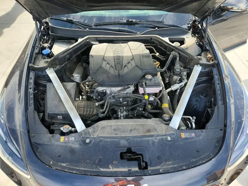2022 KIA STINGER GT LINE  