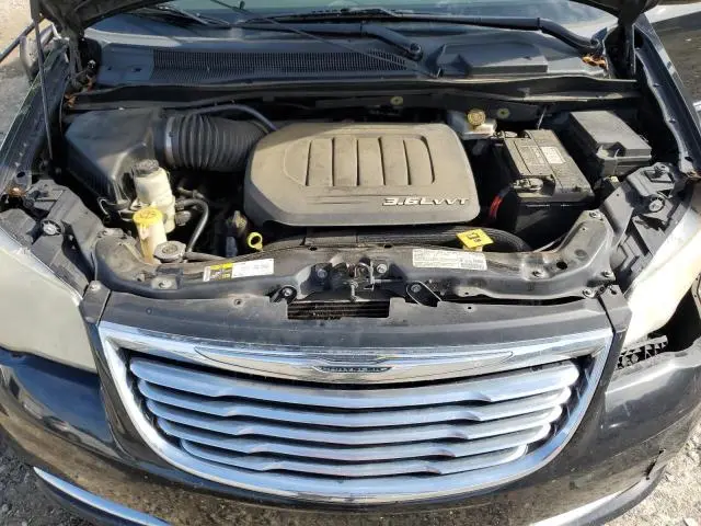 2013 CHRYSLER TOWN & COUNTRY TOURING  