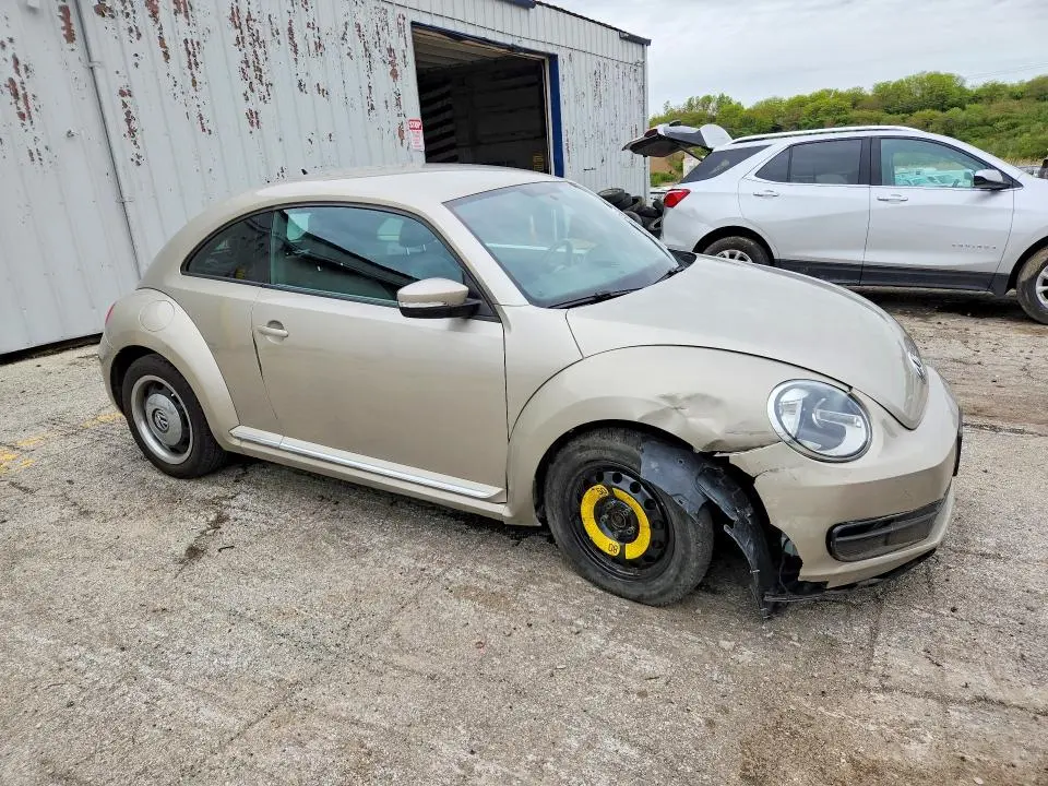 2012 VOLKSWAGEN BEETLE   