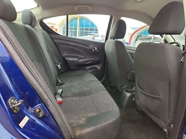 2019 NISSAN VERSA SV  