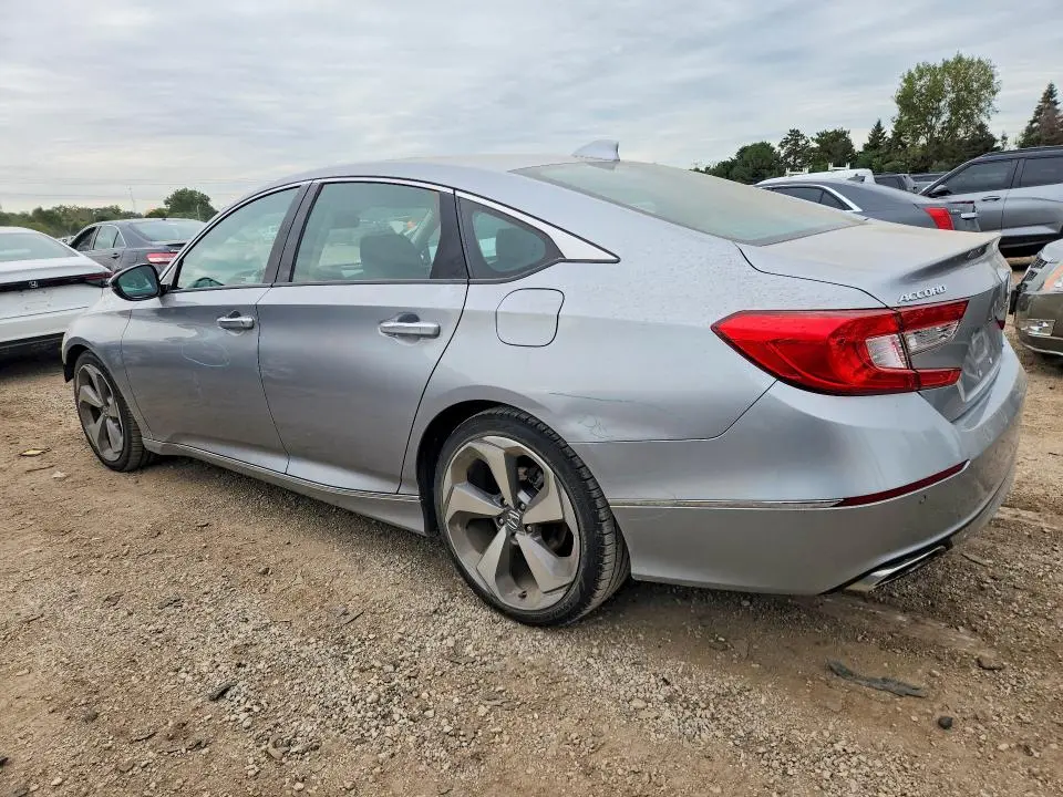 2018 HONDA ACCORD TOURING  