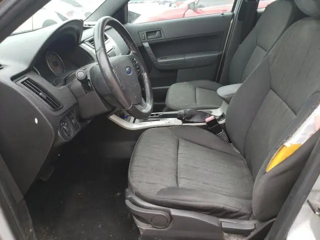 2010 FORD FOCUS SE  