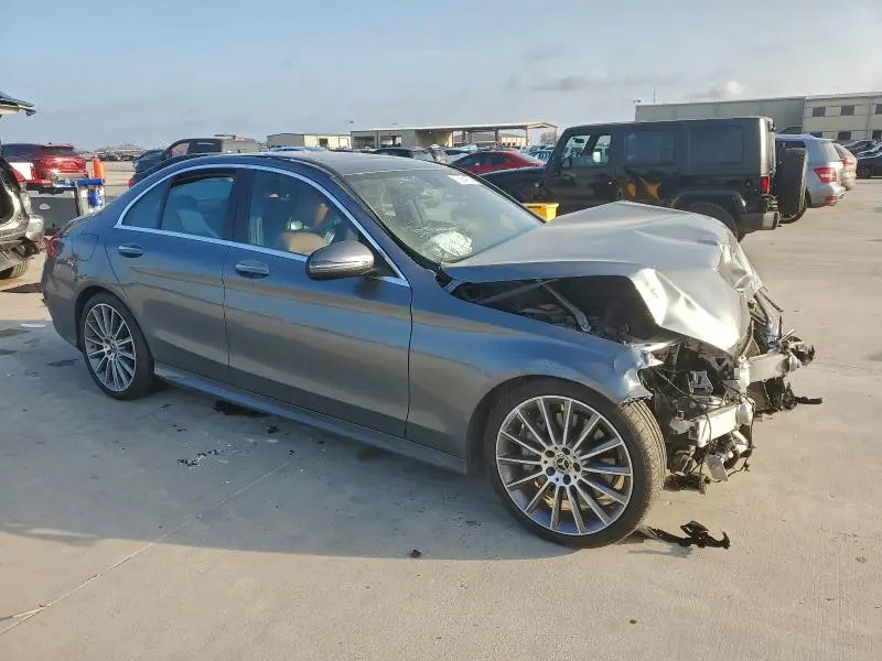 2019 MERCEDES-BENZ C 300  