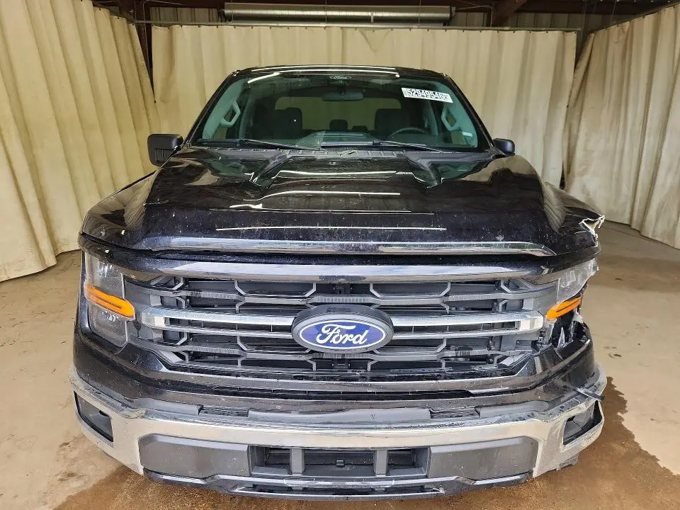 2025 FORD F150 XLT  