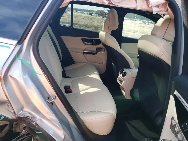 2024 MERCEDES-BENZ GLC 300 4MATIC  