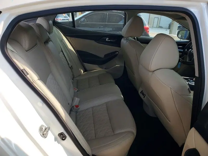 2022 NISSAN MAXIMA PLATINUM  
