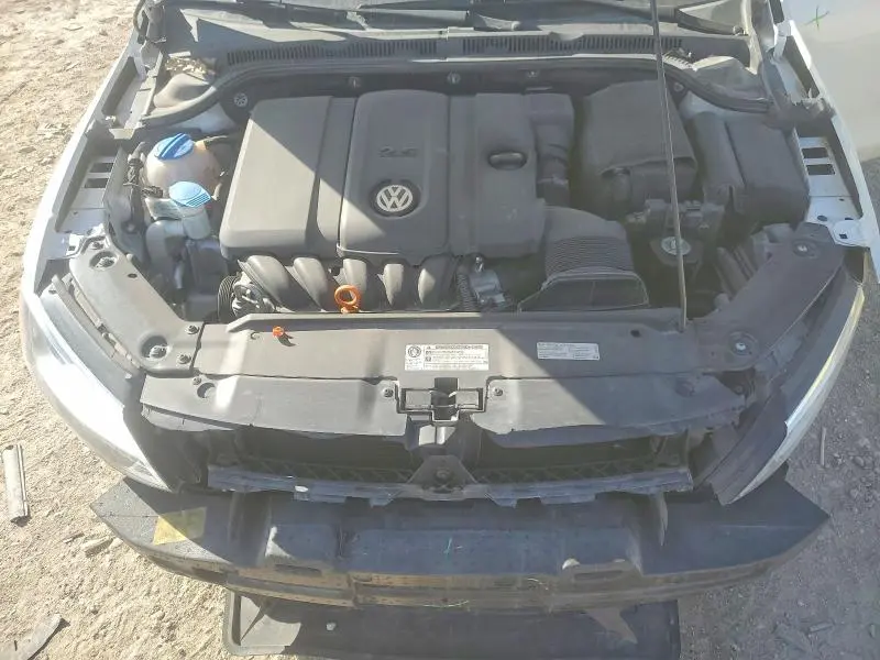 2013 VOLKSWAGEN JETTA SEL  