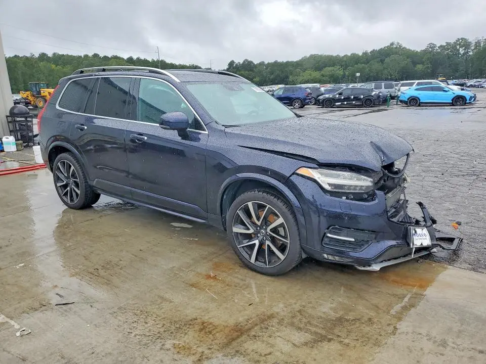 2016 VOLVO XC90 T6  