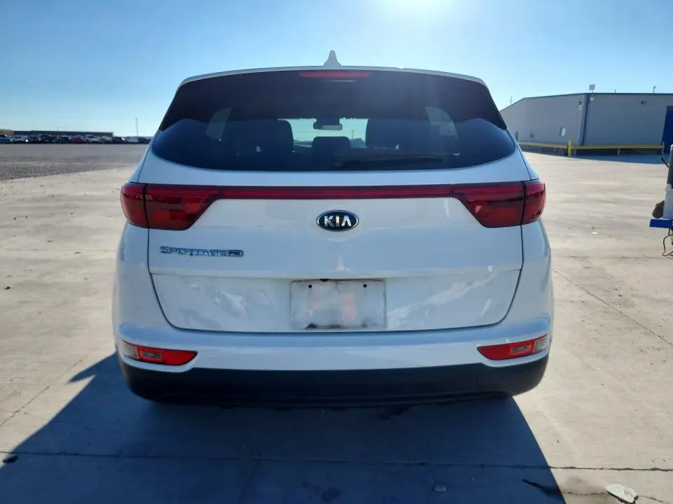 2018 KIA SPORTAGE LX  