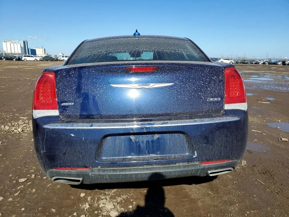 2016 CHRYSLER 300 LIMITED  