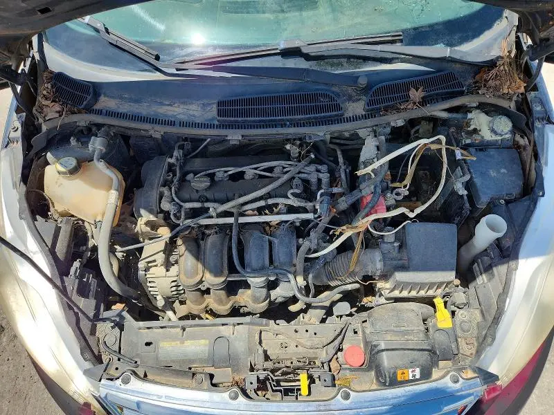 2011 FORD FIESTA SEL  