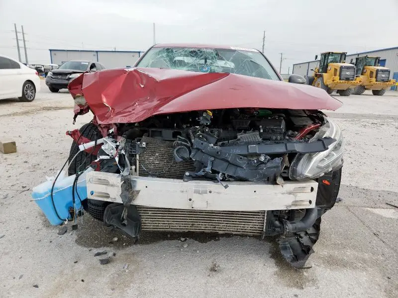 2019 NISSAN ALTIMA SR  