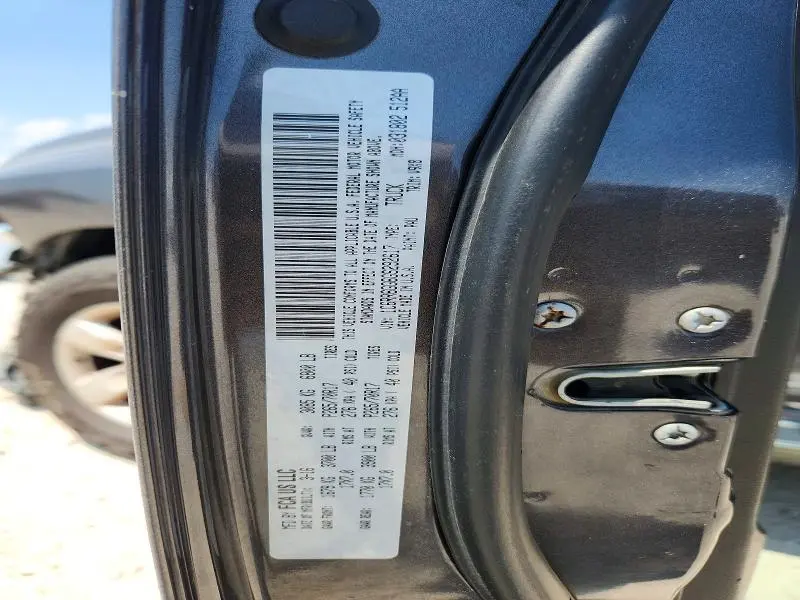 2016 RAM 1500 SLT  