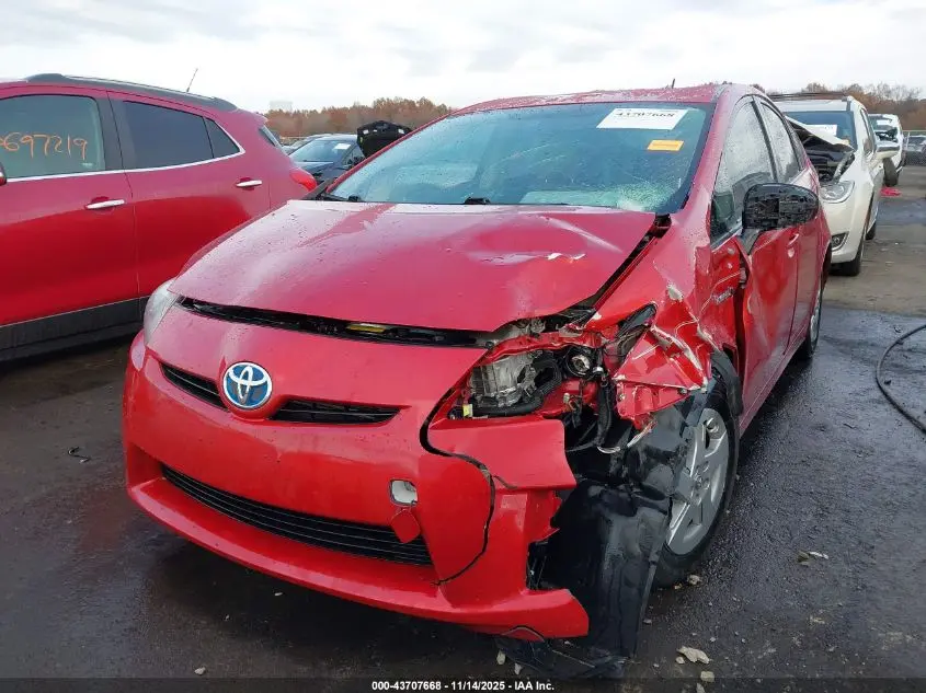 2011 TOYOTA PRIUS THREE