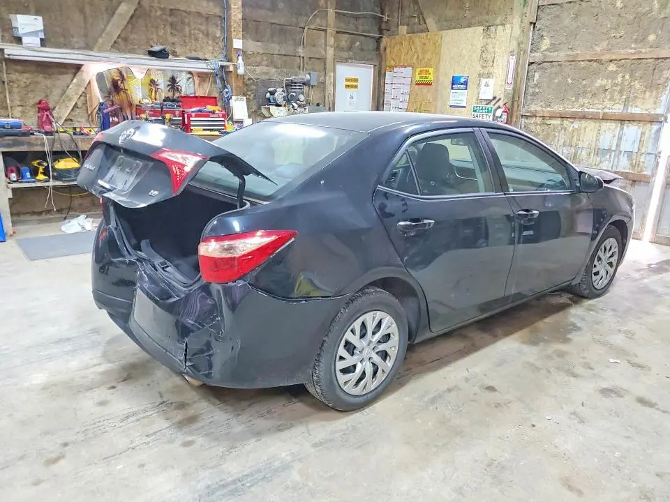 2017 TOYOTA COROLLA LE  