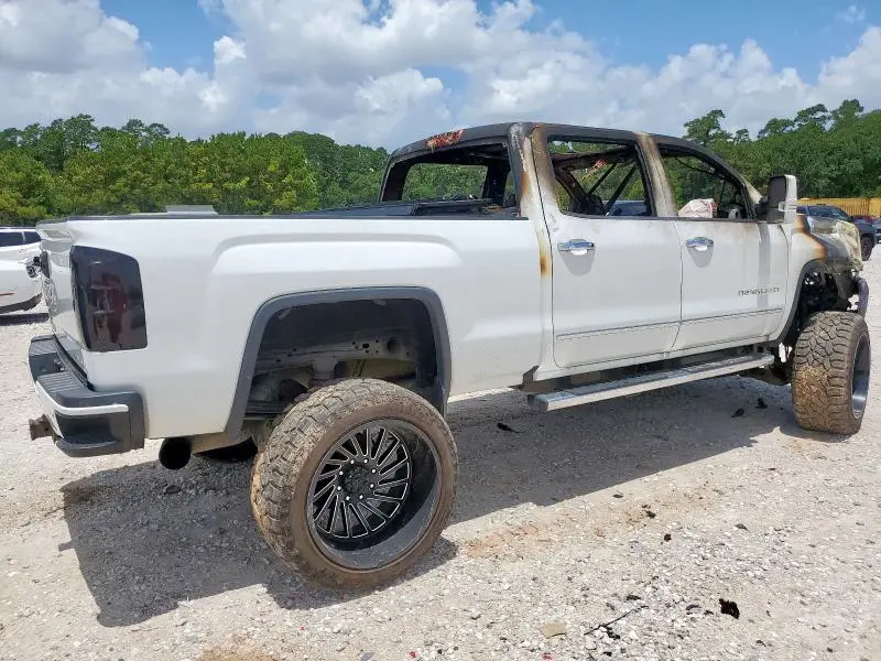 2016 GMC SIERRA K2500 DENALI  