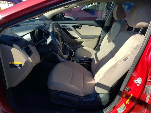 2014 HYUNDAI ELANTRA SE  