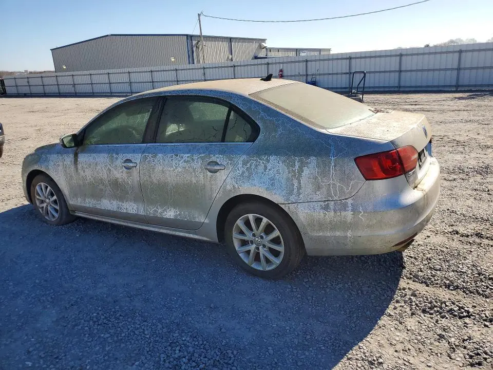 2013 VOLKSWAGEN JETTA SE  