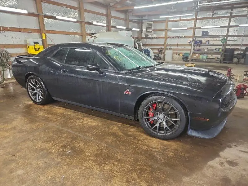 2015 DODGE CHALLENGER SRT 392  
