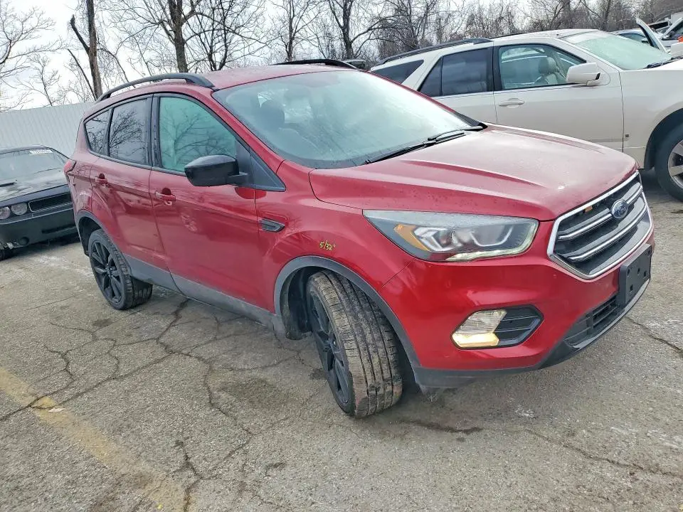 2019 FORD ESCAPE SE  