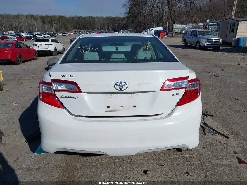 2014 TOYOTA CAMRY LE