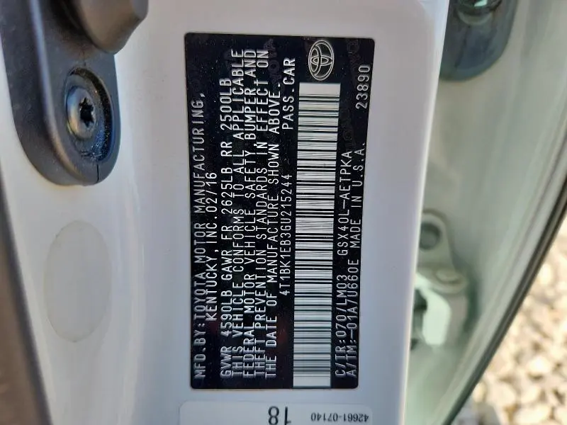 2016 TOYOTA AVALON XLE  