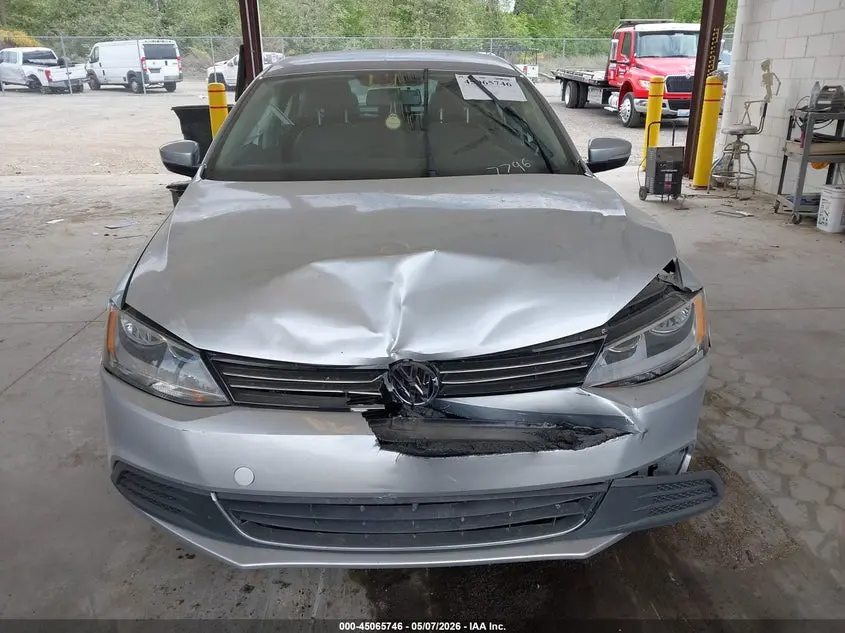 2013 VOLKSWAGEN JETTA 2.5L SE