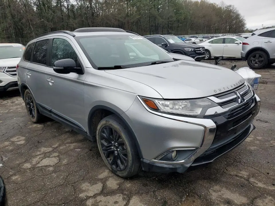 2018 MITSUBISHI OUTLANDER SE  