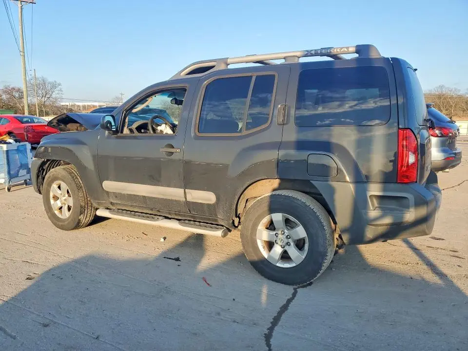 2011 NISSAN XTERRA X  