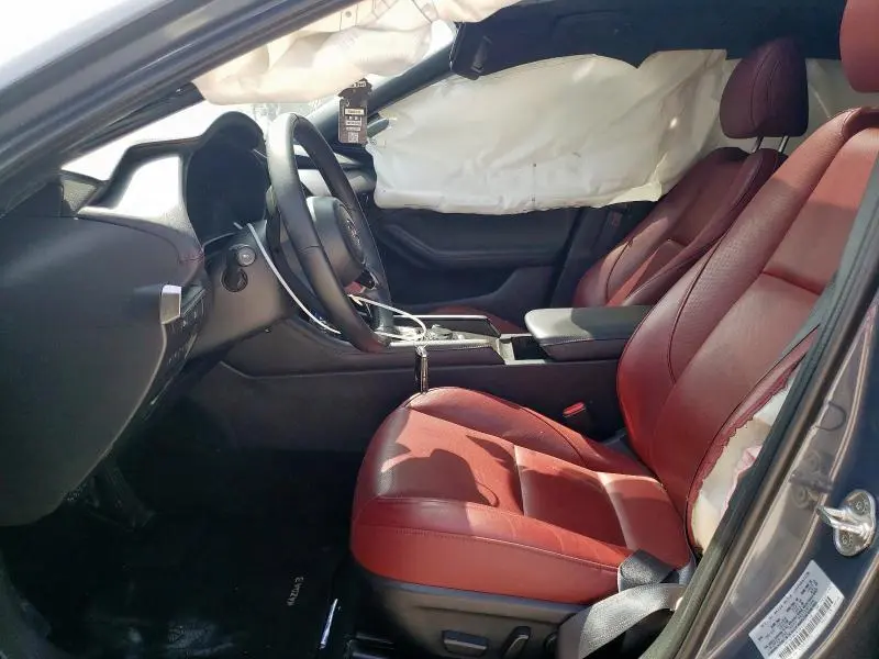 2024 MAZDA 3 PREFERRED  