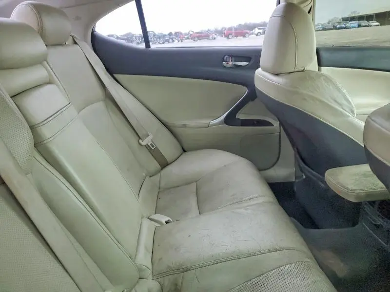 2010 LEXUS IS 250 BASE  