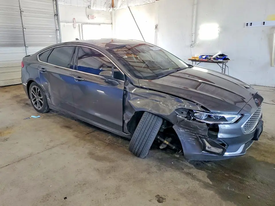 2020 FORD FUSION TITANIUM  