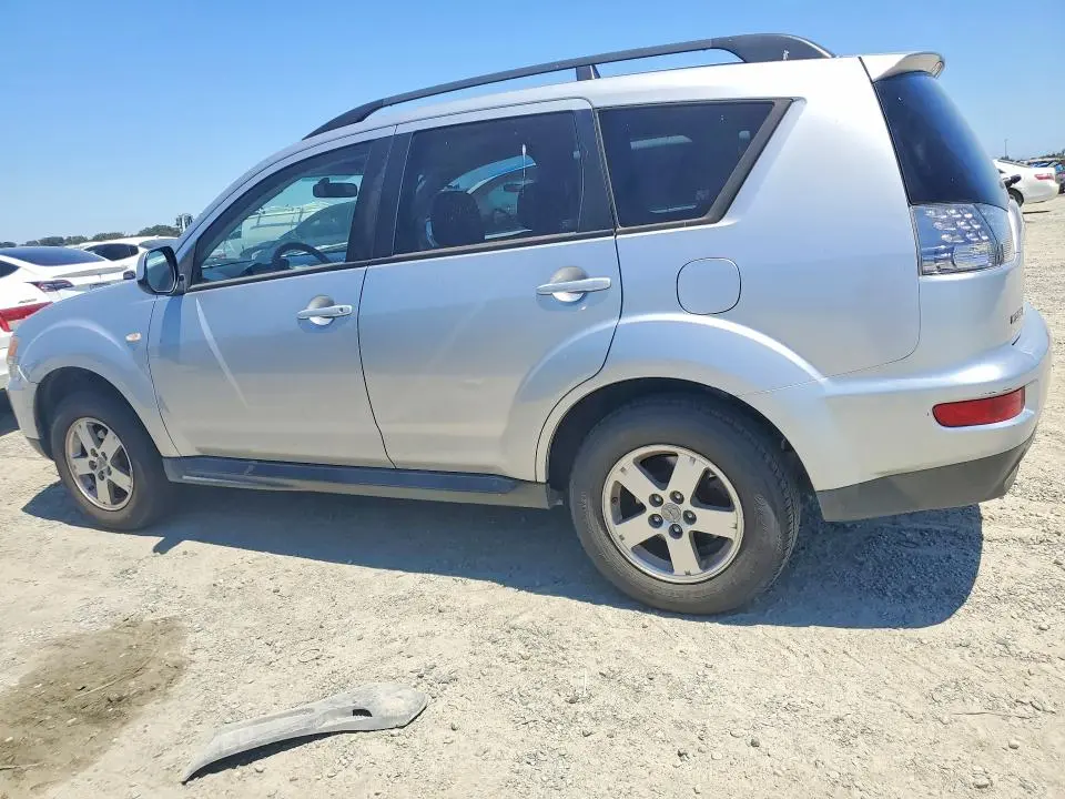 2010 MITSUBISHI OUTLANDER ES  