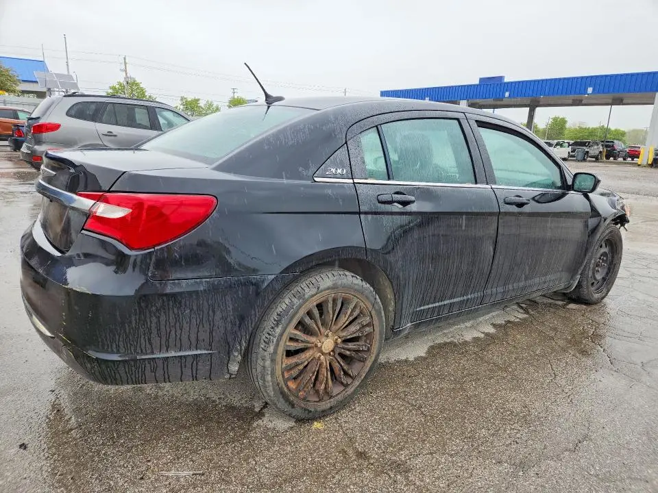 2014 CHRYSLER 200 LX  