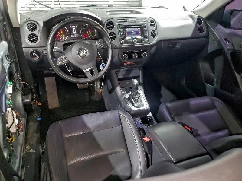 2012 VOLKSWAGEN TIGUAN S  