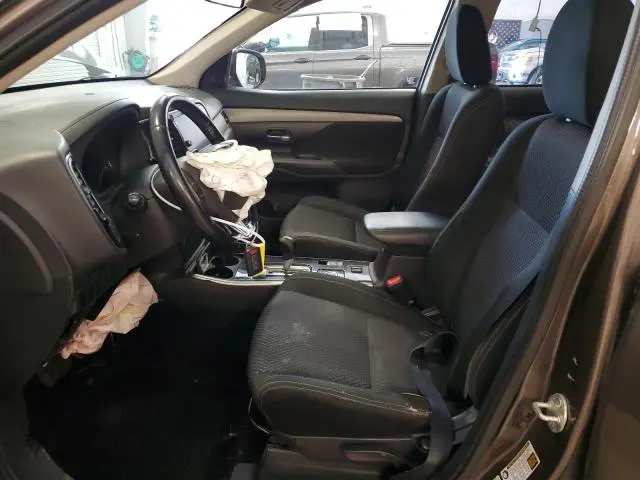 2017 MITSUBISHI OUTLANDER SE  