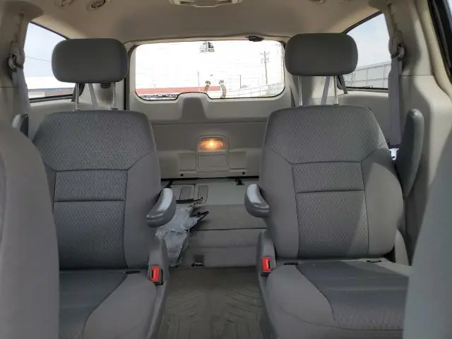 2010 CHRYSLER TOWN & COUNTRY TOURING  