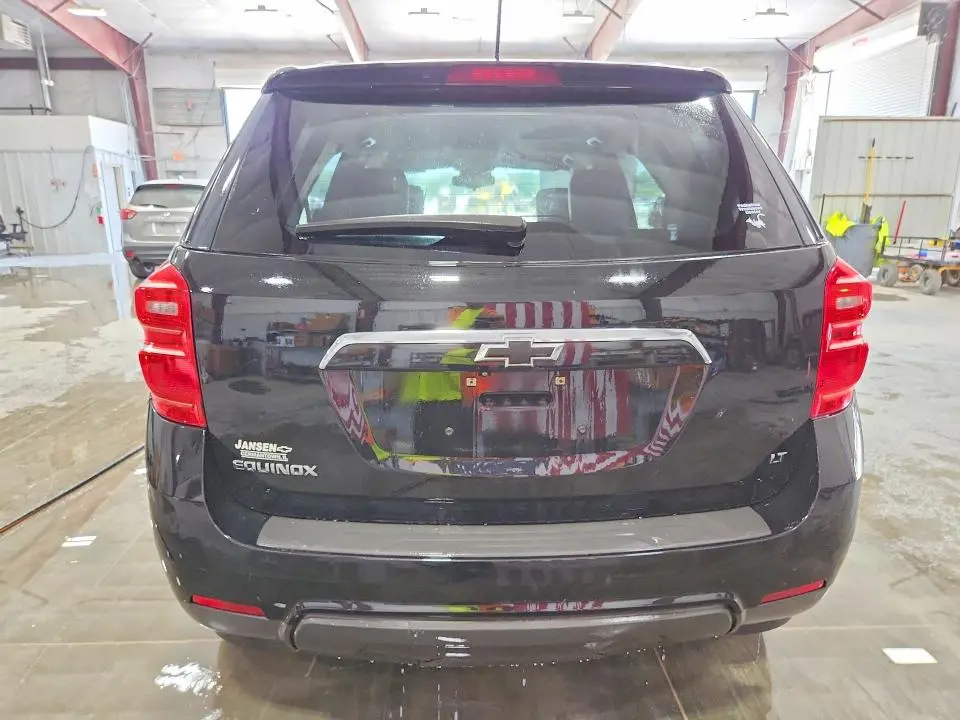 2017 CHEVROLET EQUINOX LT  